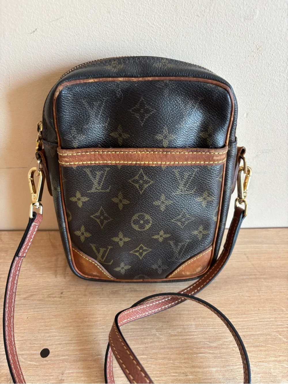 Louis Vuitton authentic very